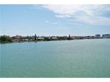 HARBOURSIDE CONDO Gallery 11