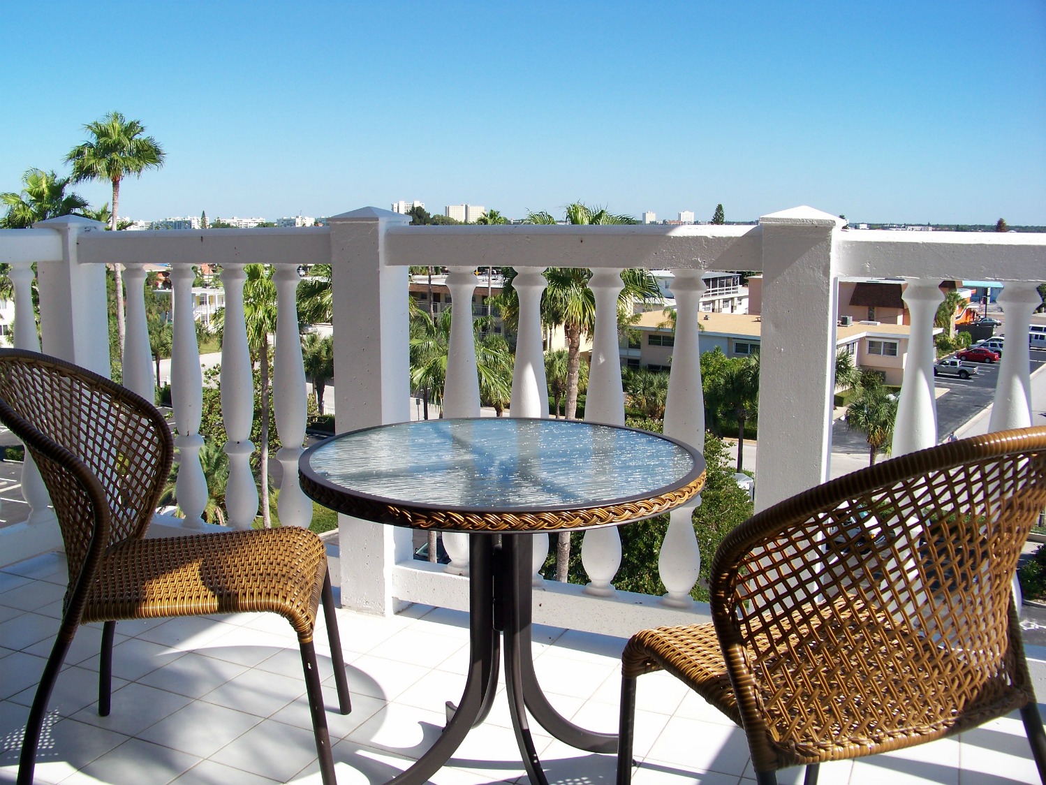 Silver Sands Beach & Racquet Club Gallery 21