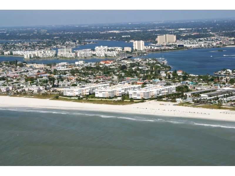 Silver Sands Beach & Racquet Club Gallery 23