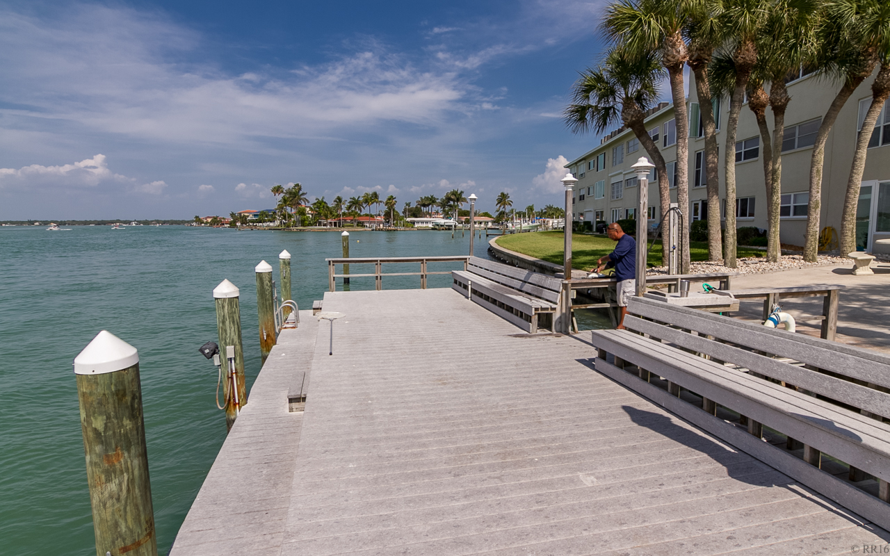 Capri Isle Garden Gallery 21