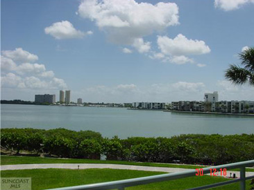 HARBOURSIDE Gallery 07