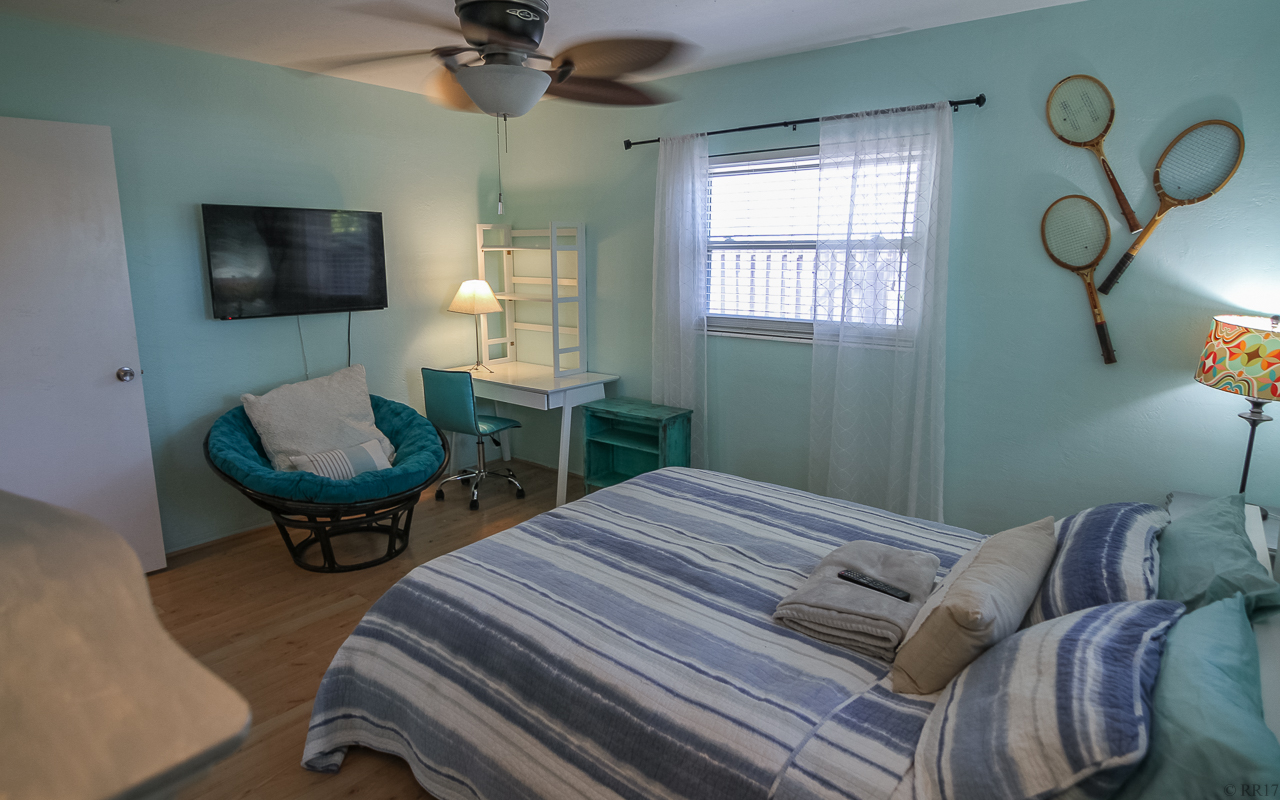 Paradise Island Gallery