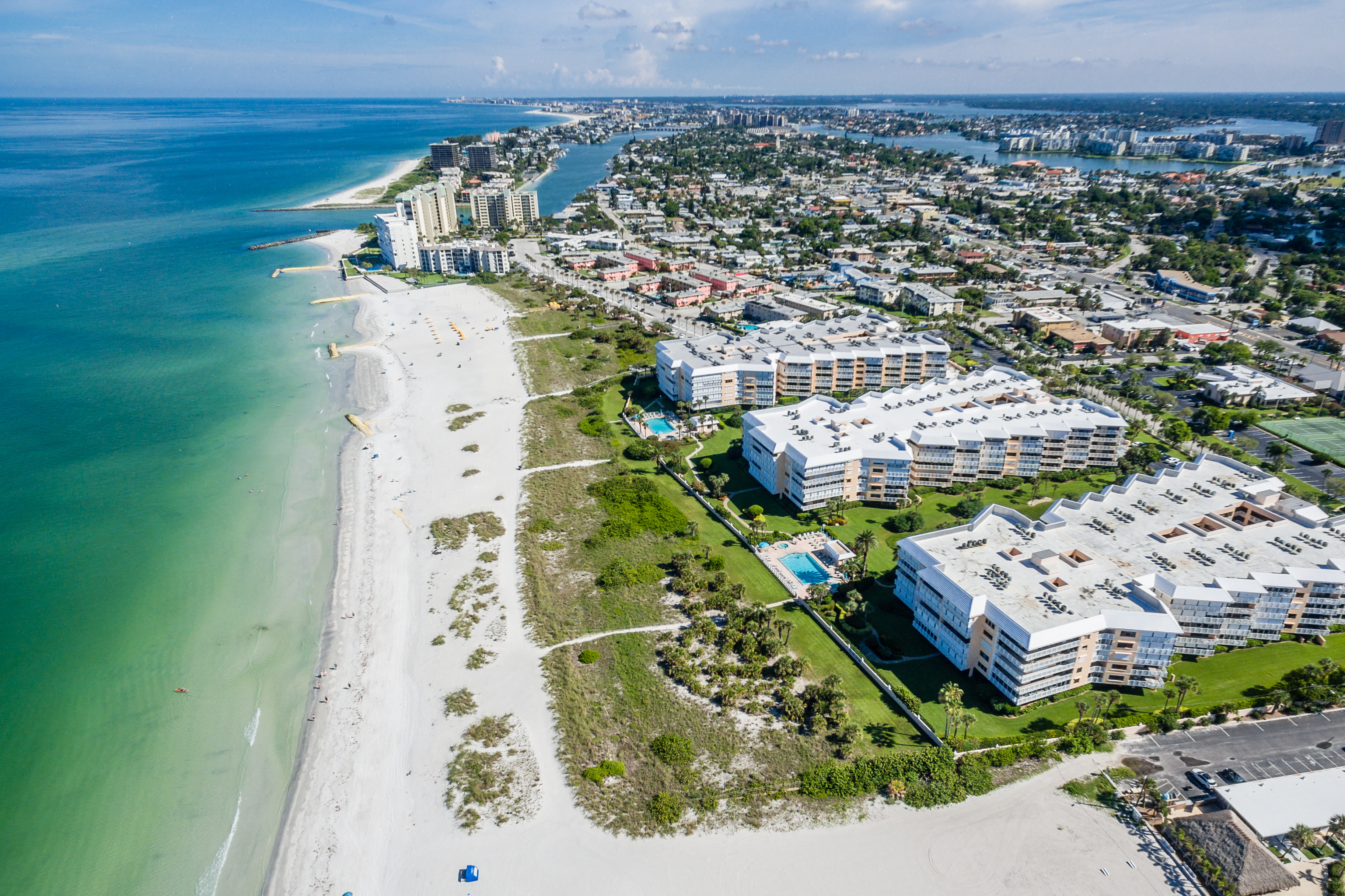 SILVER SANDS Gallery 02