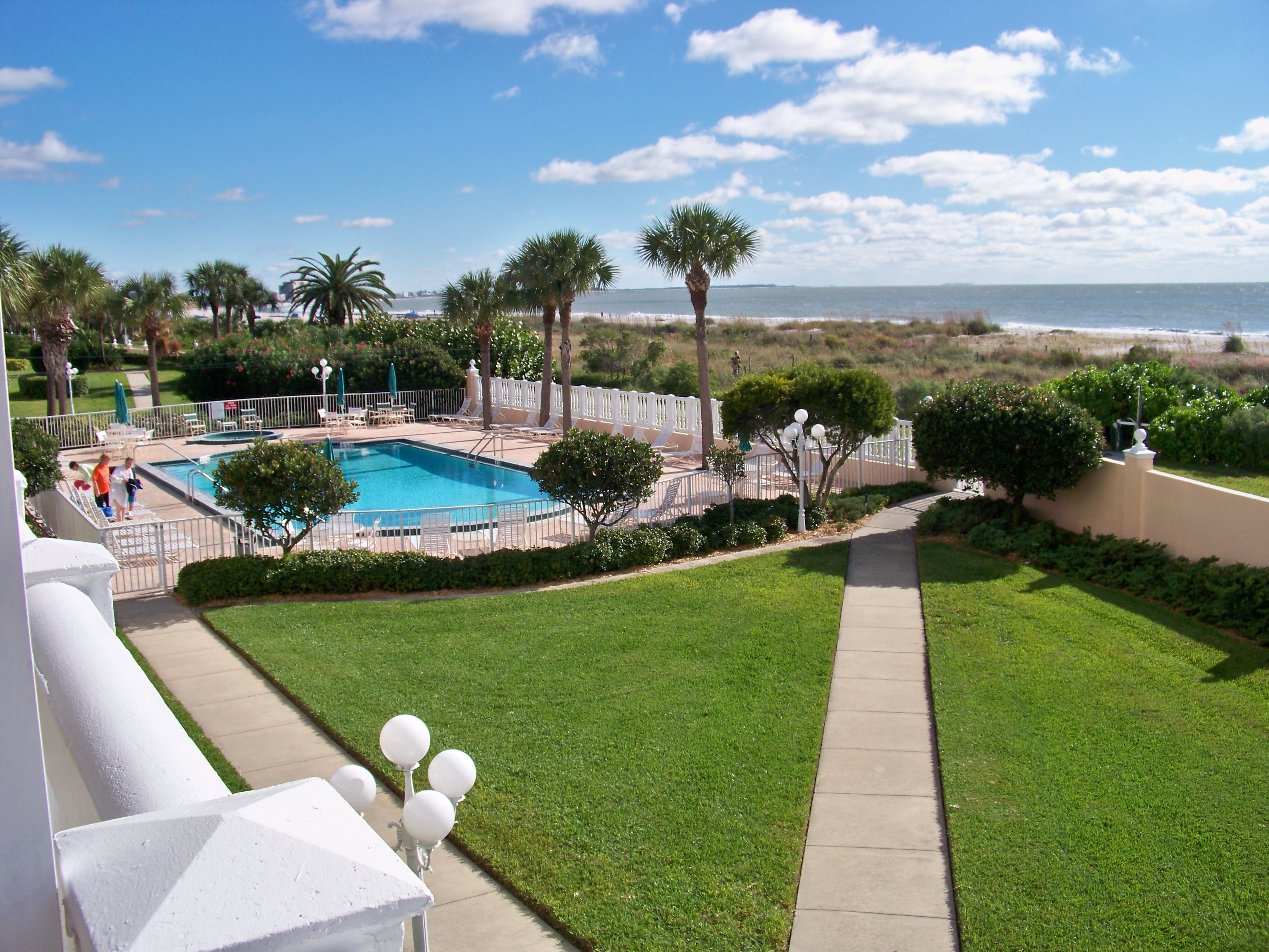 SILVER SANDS Gallery 10