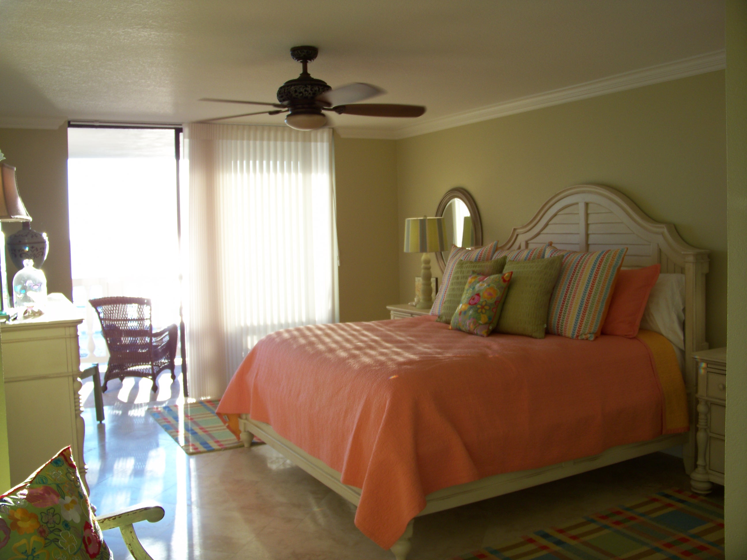 SILVER SANDS Gallery 11