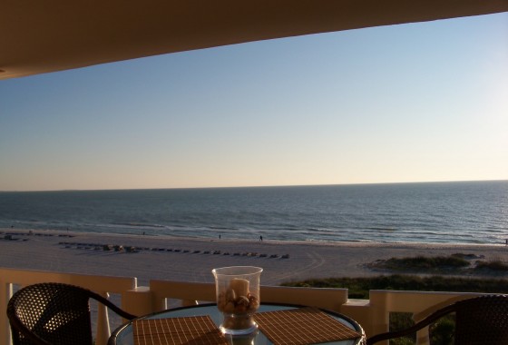 SILVER SANDS