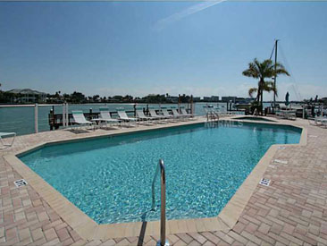 CAPTIVA CAY Gallery 04