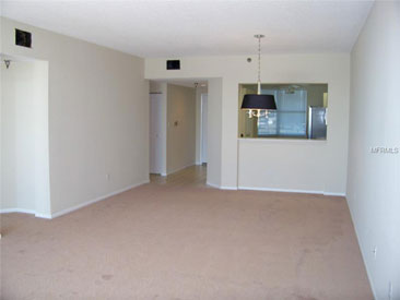 HARBOURSIDE CONDO Gallery 05
