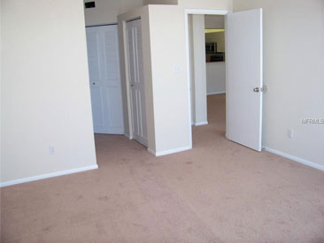 HARBOURSIDE CONDO Gallery 17