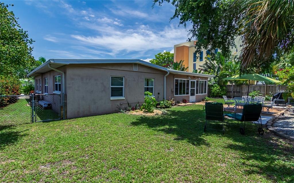 Paradise Island Gallery 04