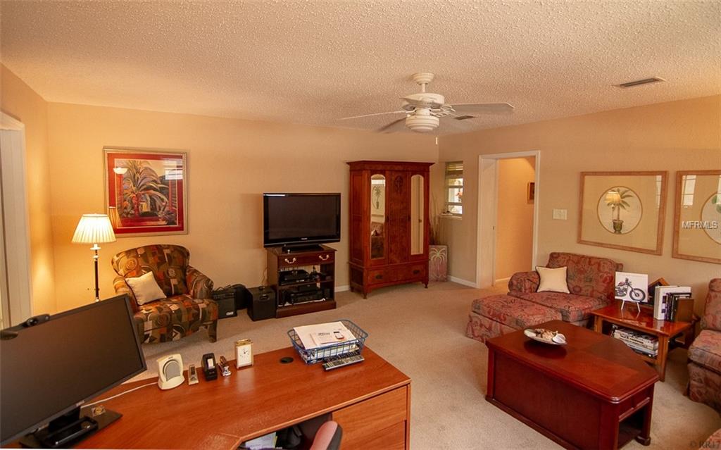 Paradise Island Gallery 12