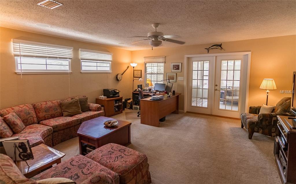 Paradise Island Gallery 13